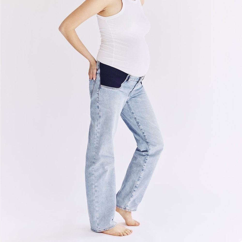 Ilouity 04 Boyfriend Fit Maternity Jean - Light Vintage Wash